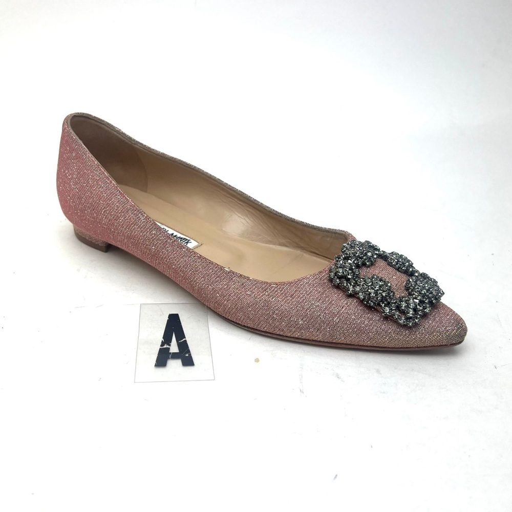 Manolo Blahnik hangisi Jeweled Pointy Toe flats sz 7